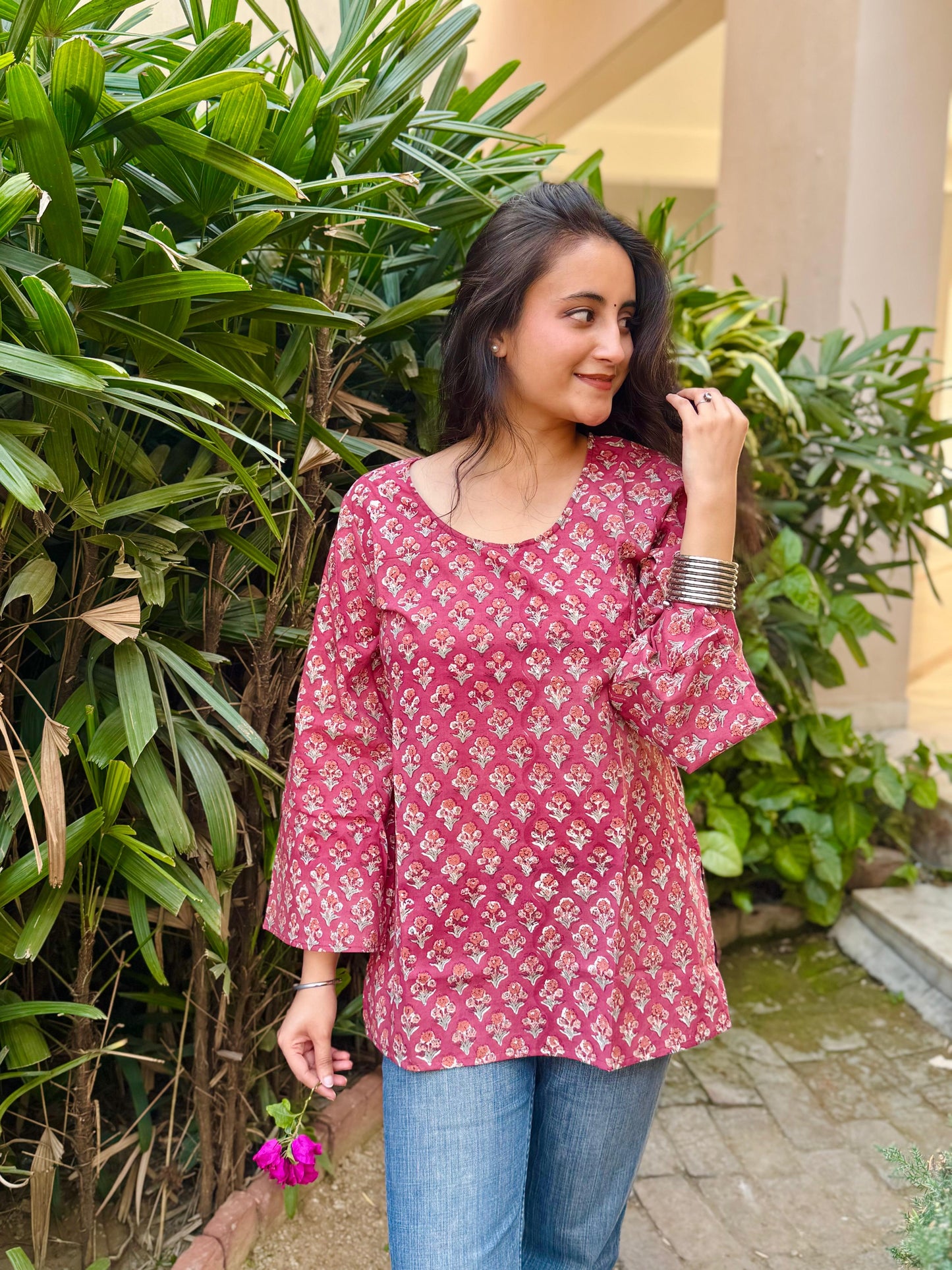 Naaz Buti Short Kurti (Hand-Block Print)